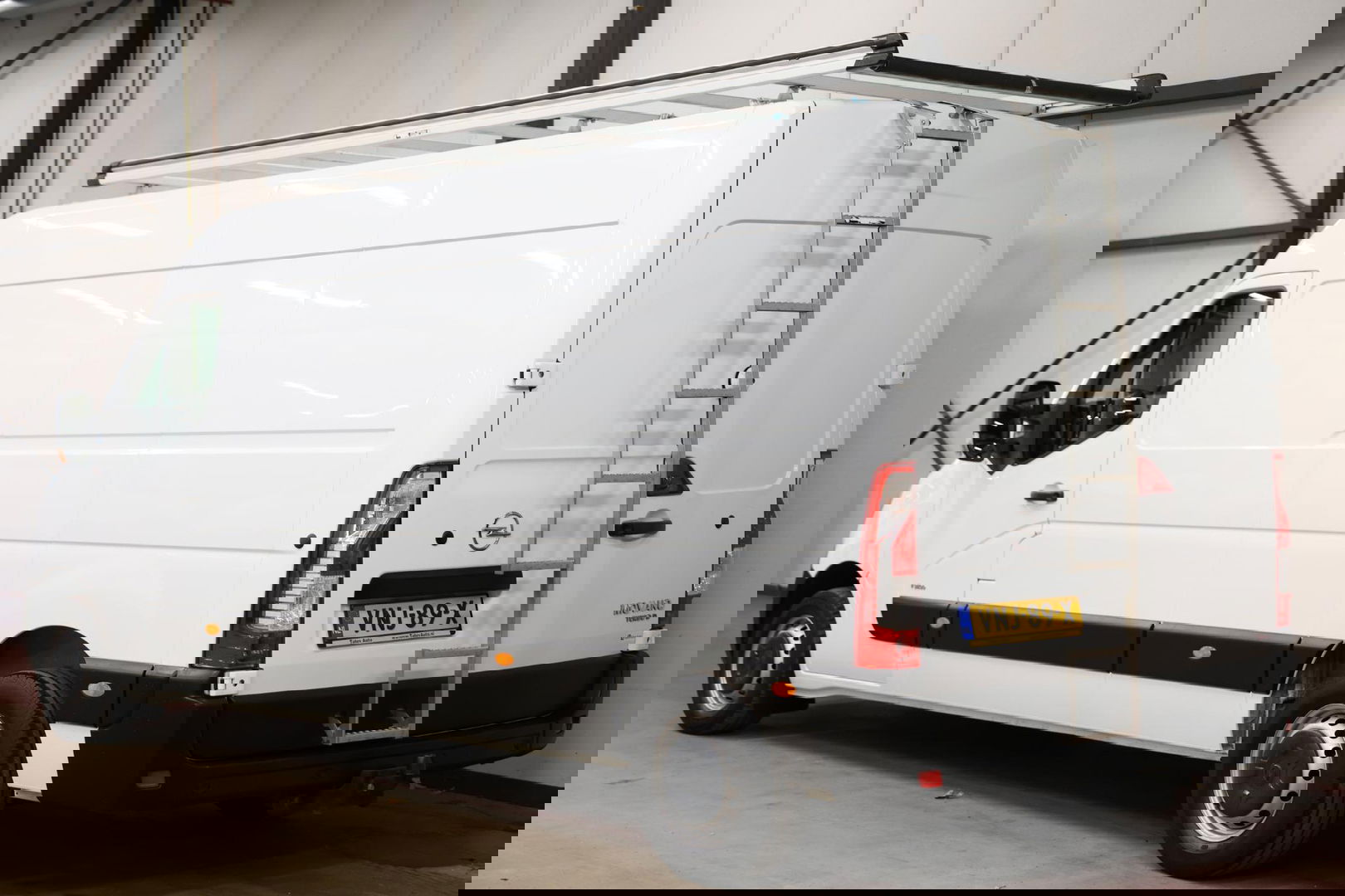 Opel Movano 2.3 Turbo L3H2 IMPERIAAL TREKHAAK