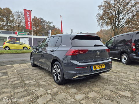 Volkswagen Golf 1.5 eTSI Goal, Automaat, Navi, All Season