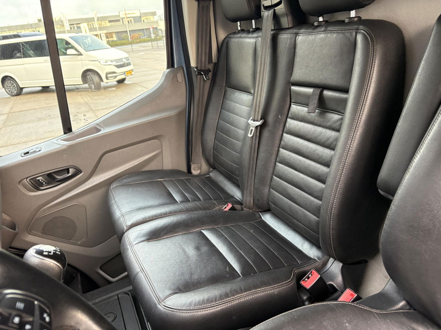 Ford Transit 350 2.0 TDCI L3H2 Trail | VOORRUIT VERWARMING | NETTE BUS | WEINIG KM