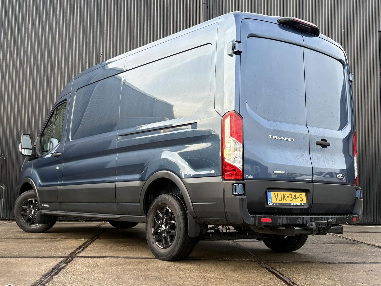 Ford Transit 350 2.0 TDCI L3H2 Trail | VOORRUIT VERWARMING | NETTE BUS | WEINIG KM