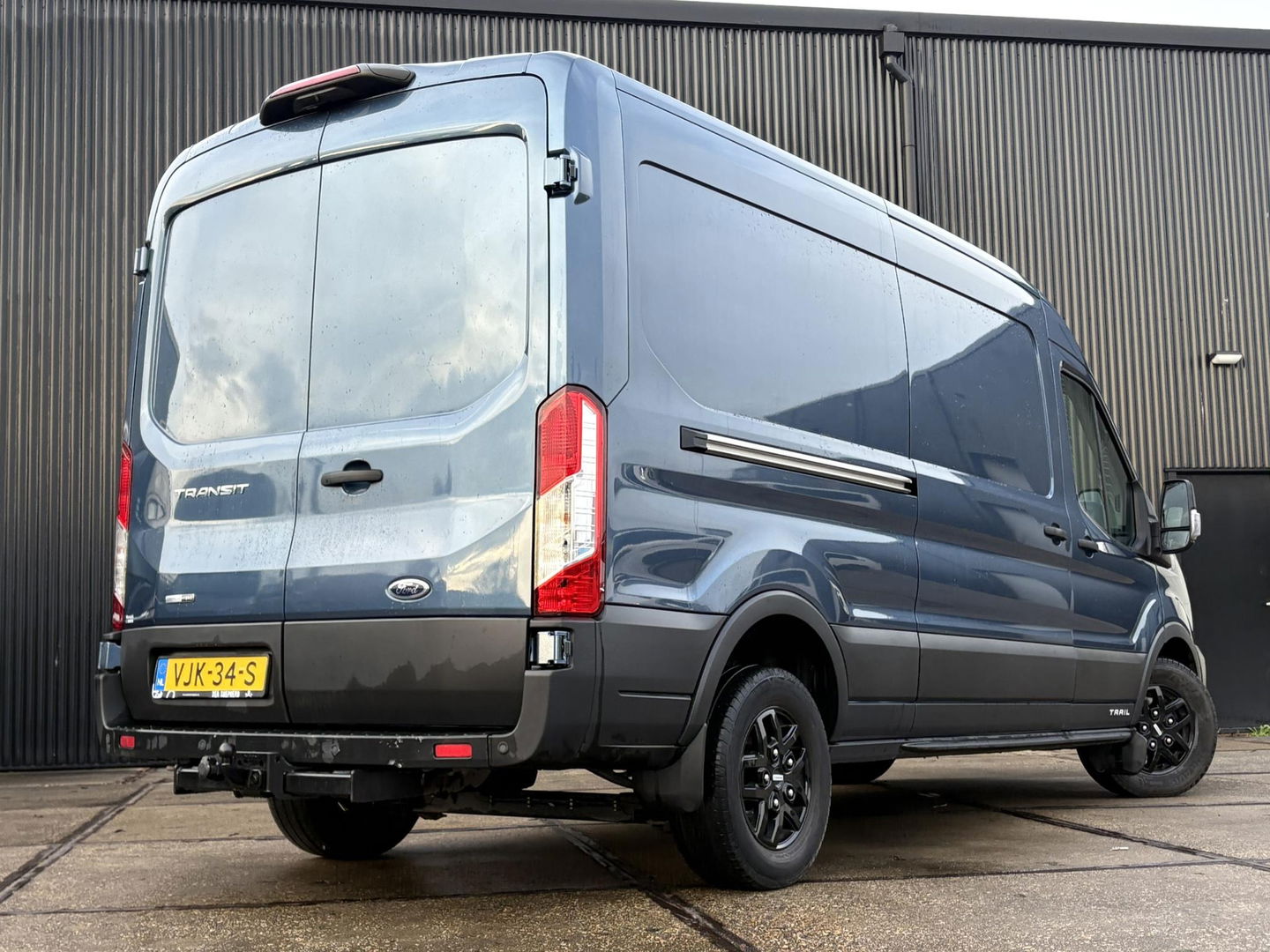 Ford Transit 350 2.0 TDCI L3H2 Trail | VOORRUIT VERWARMING | NETTE BUS | WEINIG KM