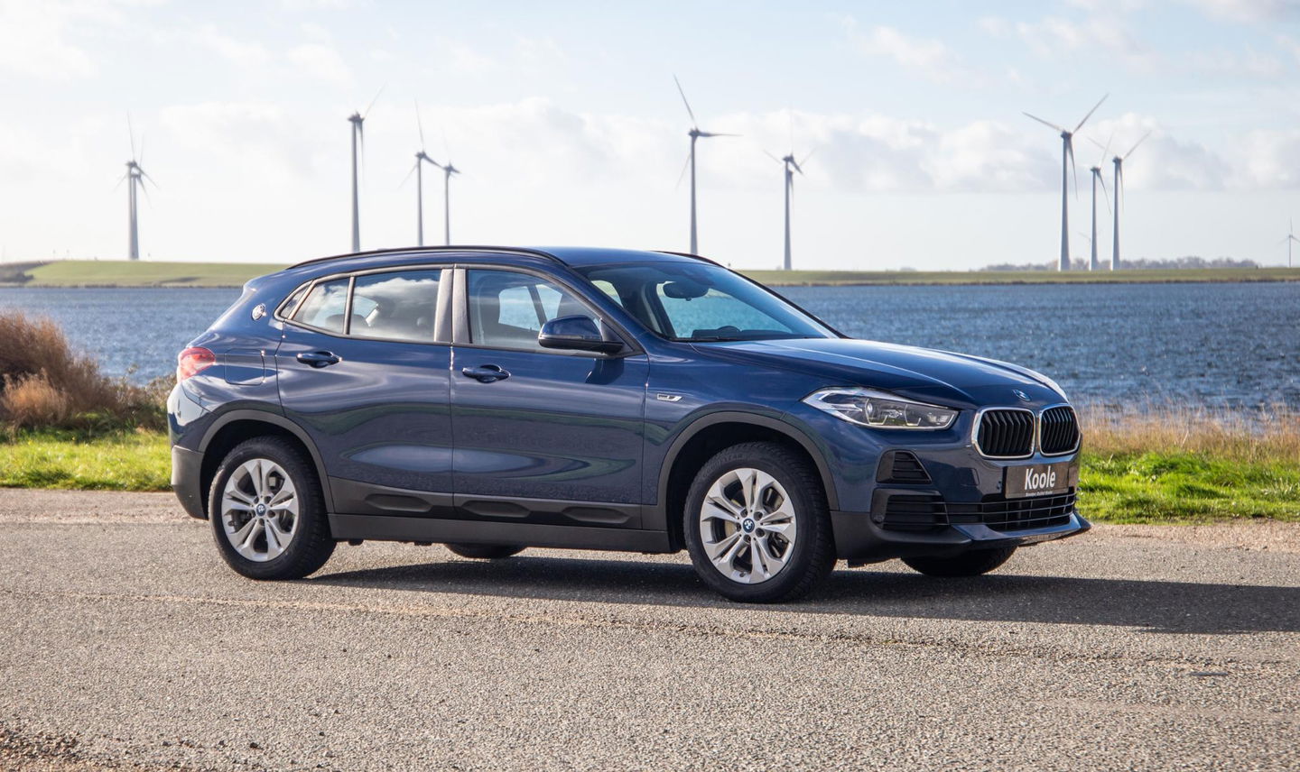 BMW X2 xDrive25e Executive CAMERA / LEDER / PLUG IN HYBRID / STOELVERWARMING