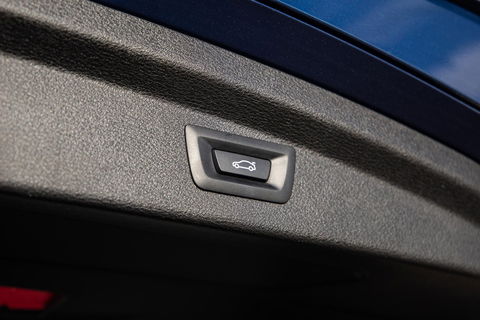 BMW X2 xDrive25e Executive CAMERA / LEDER / PLUG IN HYBRID / STOELVERWARMING