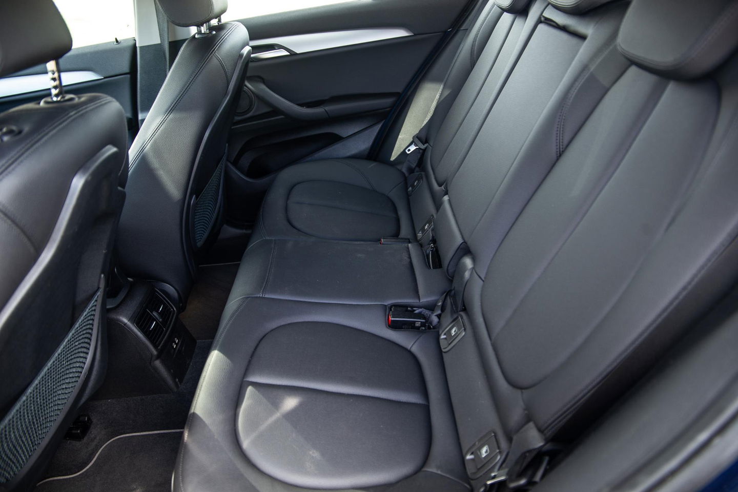 BMW X2 xDrive25e Executive CAMERA / LEDER / PLUG IN HYBRID / STOELVERWARMING