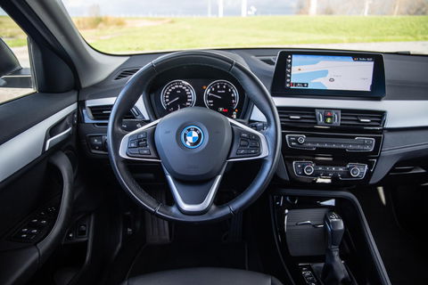 BMW X2 xDrive25e Executive CAMERA / LEDER / PLUG IN HYBRID / STOELVERWARMING
