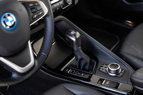 BMW X2 xDrive25e Executive CAMERA / LEDER / PLUG IN HYBRID / STOELVERWARMING