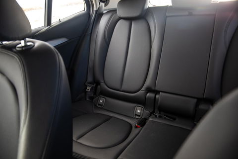 BMW X2 xDrive25e Executive CAMERA / LEDER / PLUG IN HYBRID / STOELVERWARMING