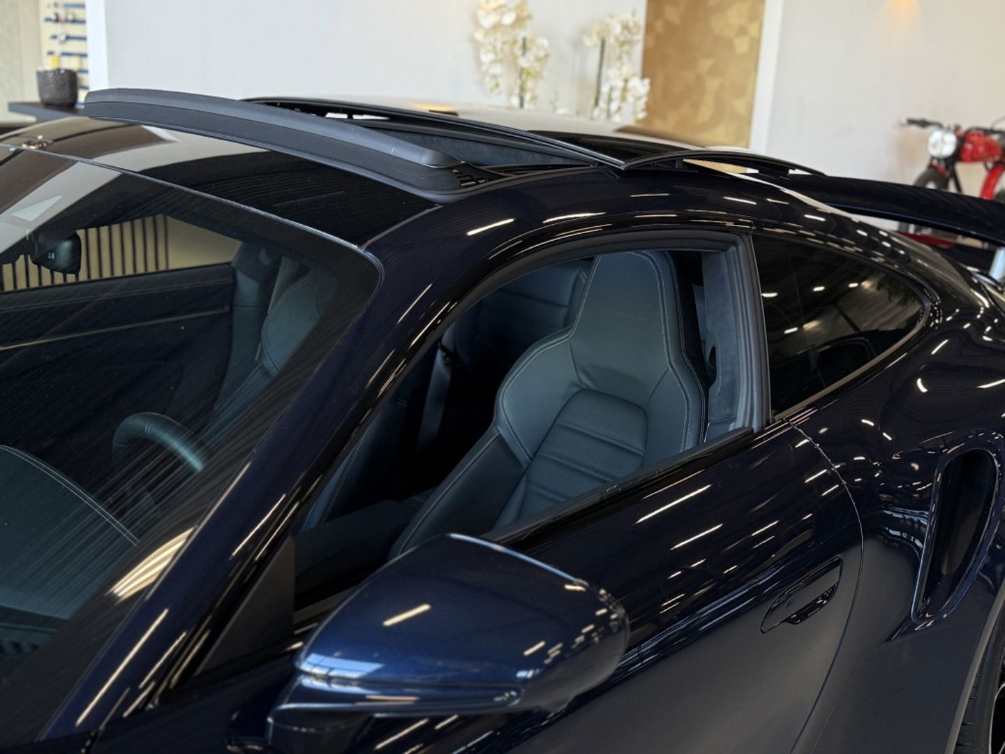 Porsche 911 3.8 Turbo S 651PK / X-sight / lift / kermamisch *NAP*