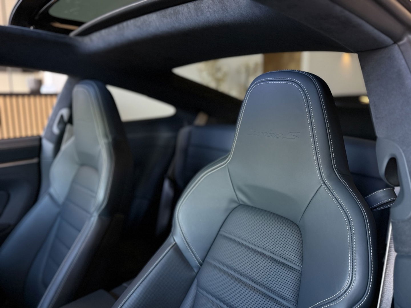 Porsche 911 3.8 Turbo S 651PK / X-sight / lift / kermamisch *NAP*