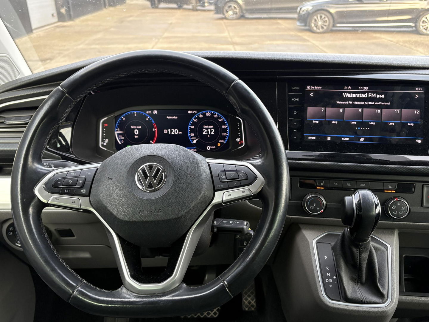 Volkswagen Transporter 2.0 TDI L2H1 30 DC | Digital Cockpit |
