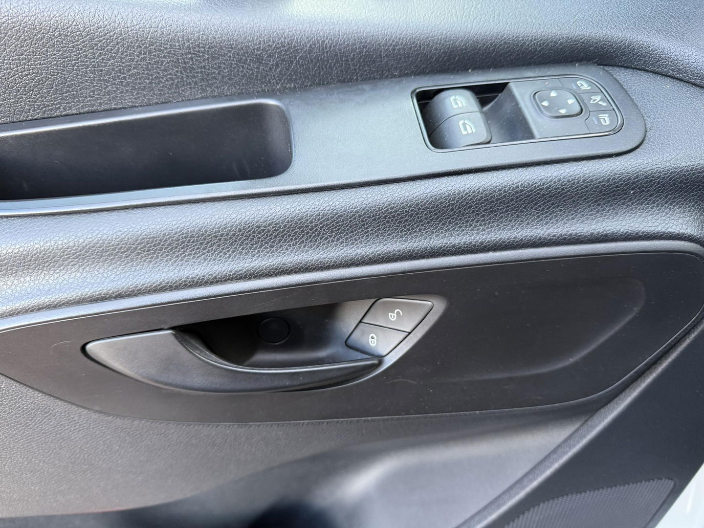 Mercedes-Benz Sprinter 314 2.2 CDI L2H2 servicebus 3500kg trekgewicht