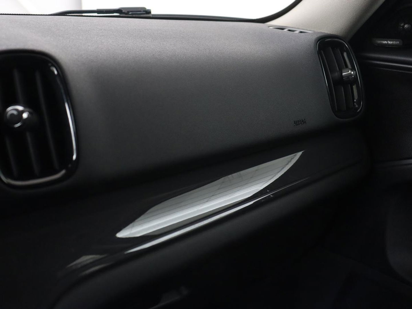 MINI Countryman 1.5 One Business Edition | Harman/Kardon | Carplay | Full LED | Keyless | Navigatie | Park Assist | Half leder | Climate control | Cruise control