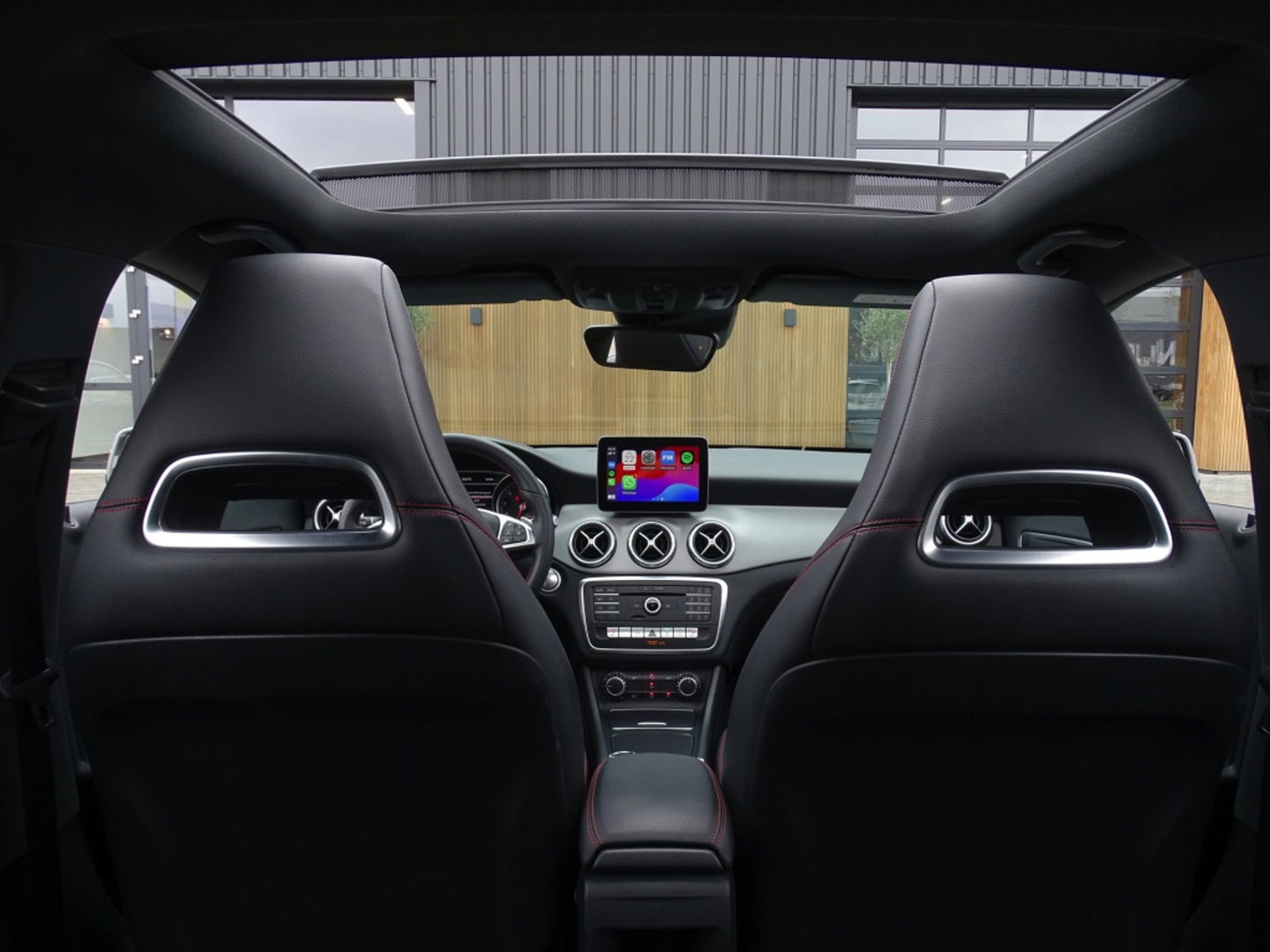 Mercedes-Benz CLA-Klasse Shooting Brake 180 automaat / AMG Ed. 1 / 2019 / LED *NAP*