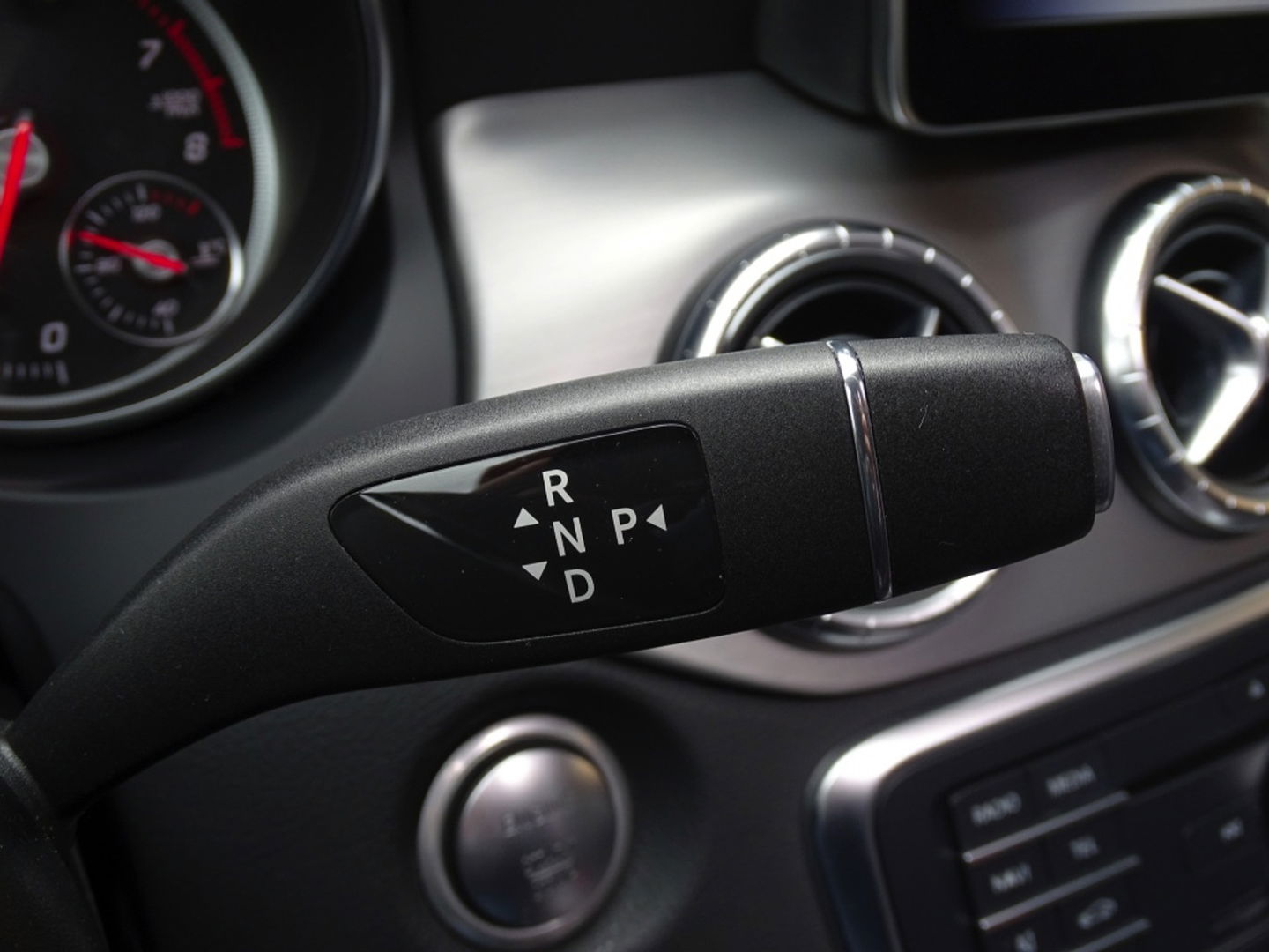 Mercedes-Benz CLA-Klasse Shooting Brake 180 automaat / AMG Ed. 1 / 2019 / LED *NAP*