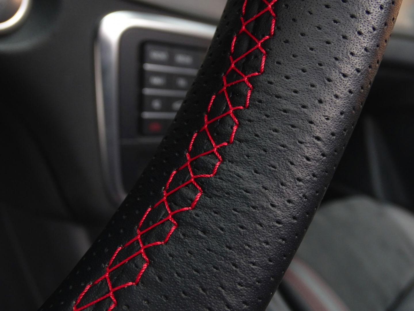 Mercedes-Benz CLA-Klasse Shooting Brake 180 automaat / AMG Ed. 1 / 2019 / LED *NAP*