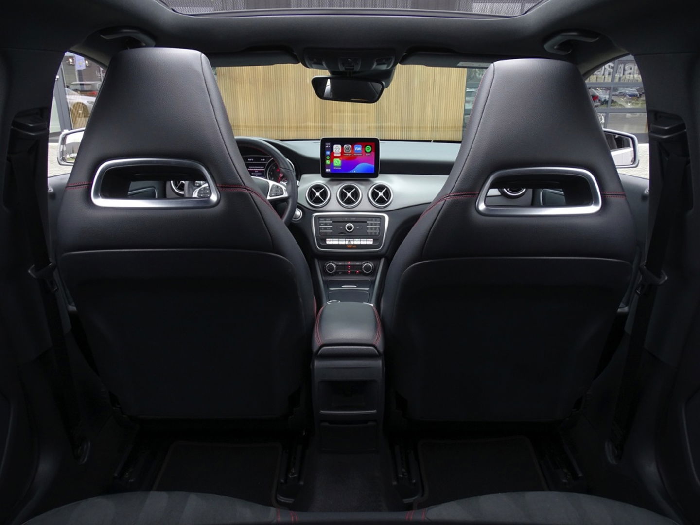 Mercedes-Benz CLA-Klasse Shooting Brake 180 automaat / AMG Ed. 1 / 2019 / LED *NAP*