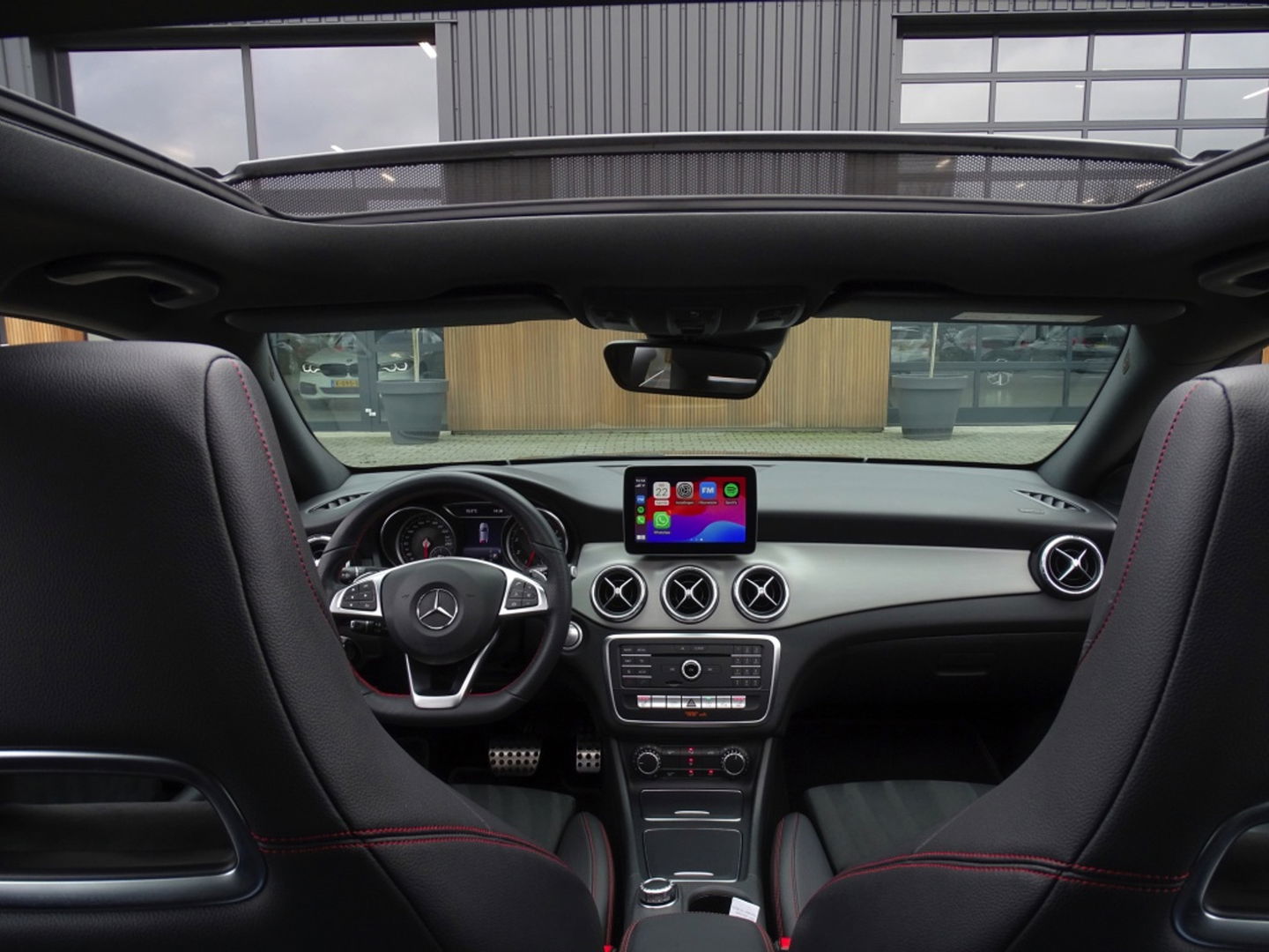 Mercedes-Benz CLA-Klasse Shooting Brake 180 automaat / AMG Ed. 1 / 2019 / LED *NAP*