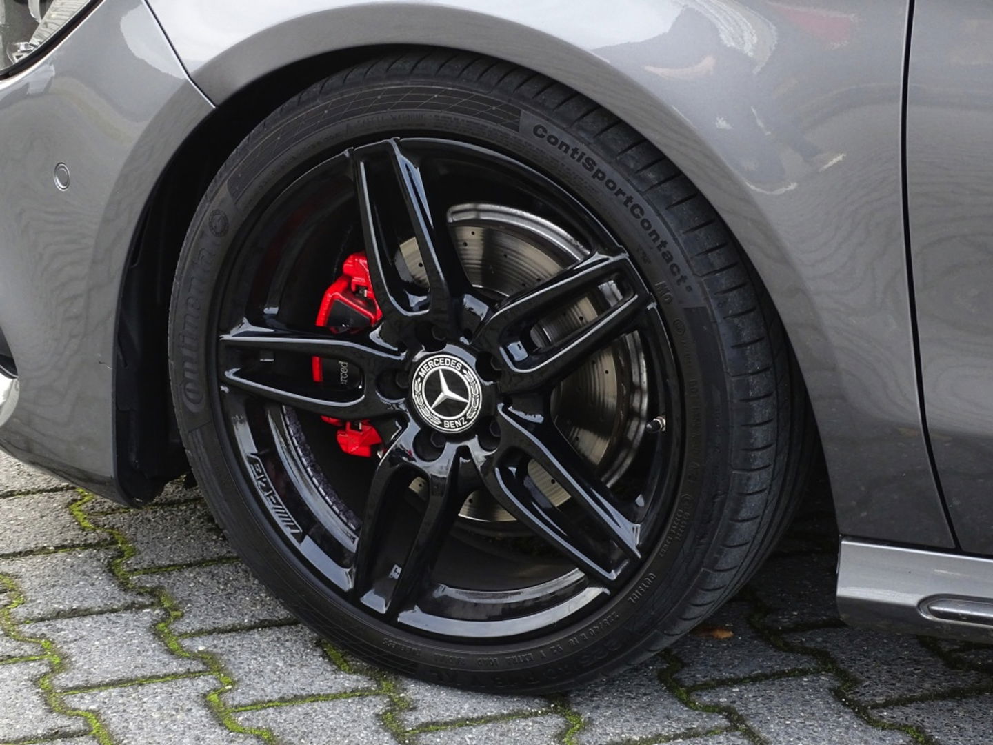 Mercedes-Benz CLA-Klasse Shooting Brake 180 automaat / AMG Ed. 1 / 2019 / LED *NAP*