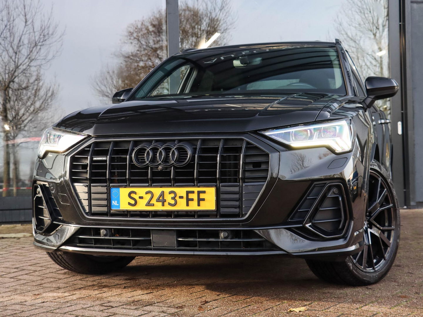 Audi Q3 40 TFSI Quattro S Line Panoramadak B&O Audio Leder Camera Sfeerverlichting