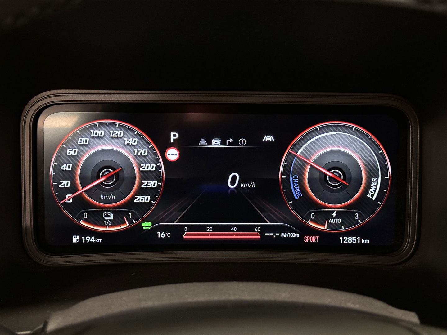 Hyundai KONA EV Comfort Smart 39 kWh | Standkachel | Krell Sound | Camera | Stuurwielverwarming | Stoelverwarming | Lane Assist | Dodehoeksensor | Adaptieve Cruise Control | DAB |