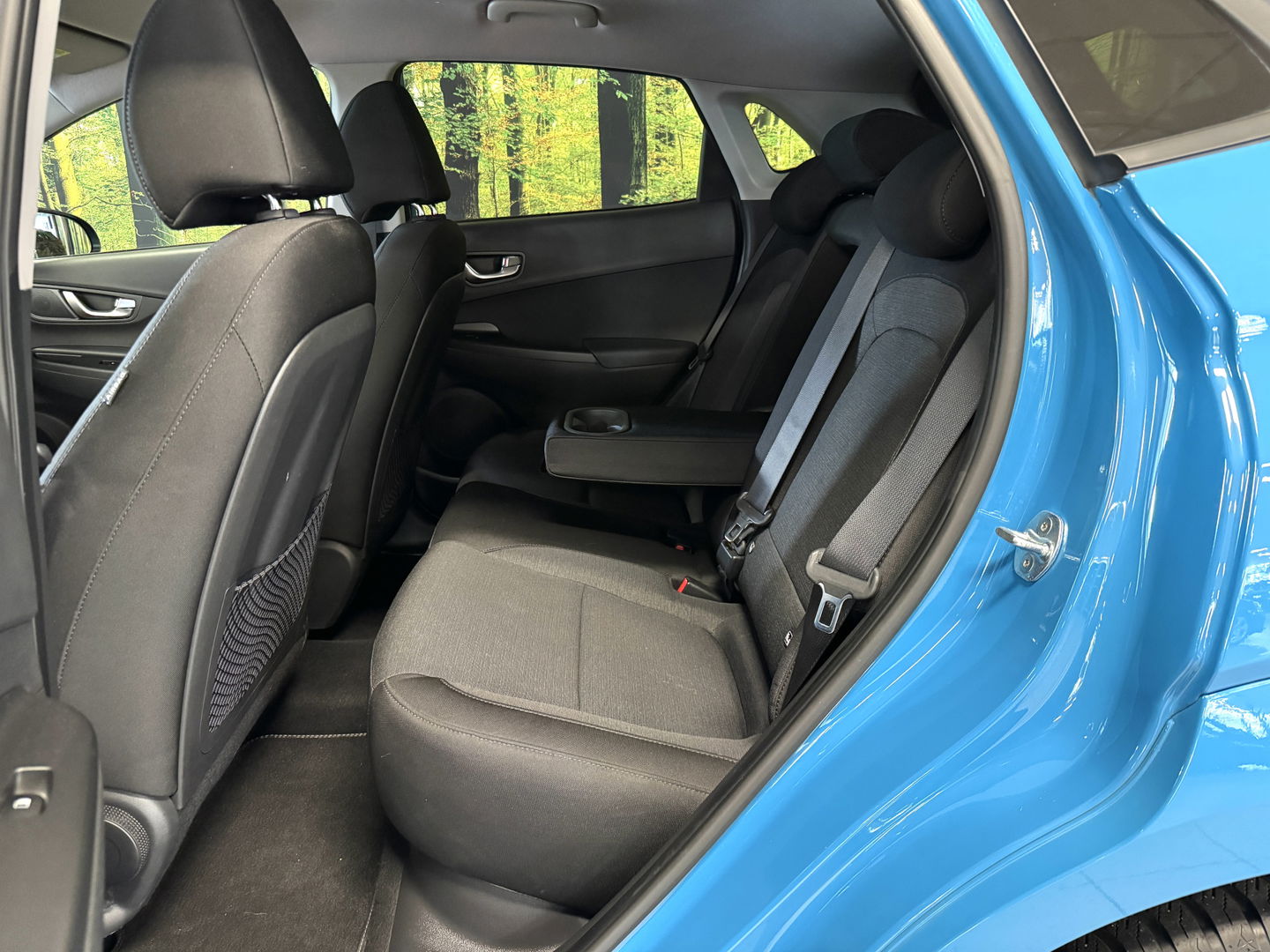 Hyundai KONA EV Comfort Smart 39 kWh | Standkachel | Krell Sound | Camera | Stuurwielverwarming | Stoelverwarming | Lane Assist | Dodehoeksensor | Adaptieve Cruise Control | DAB |