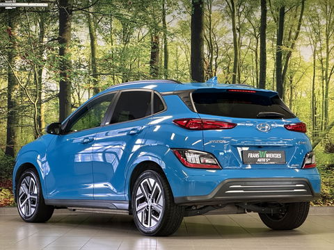 Hyundai KONA EV Comfort Smart 39 kWh | Standkachel | Krell Sound | Camera | Stuurwielverwarming | Stoelverwarming | Lane Assist | Dodehoeksensor | Adaptieve Cruise Control | DAB |