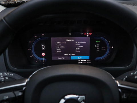 Volvo XC90 2.0 T8 Recharge AWD Plus Dark