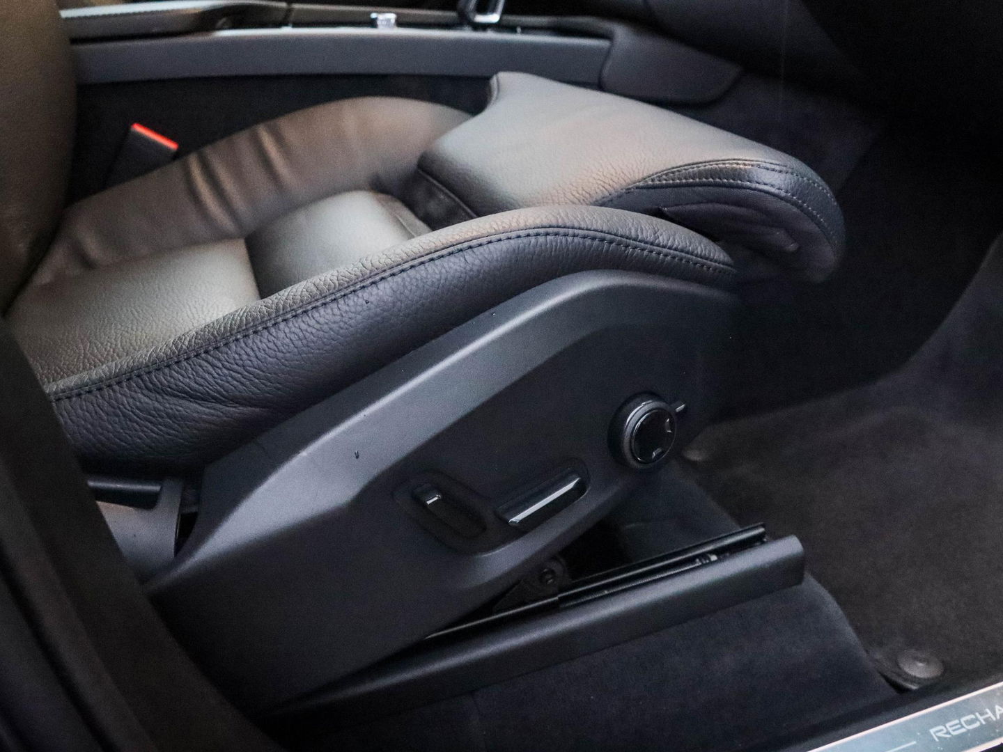 Volvo XC90 2.0 T8 Recharge AWD Plus Dark