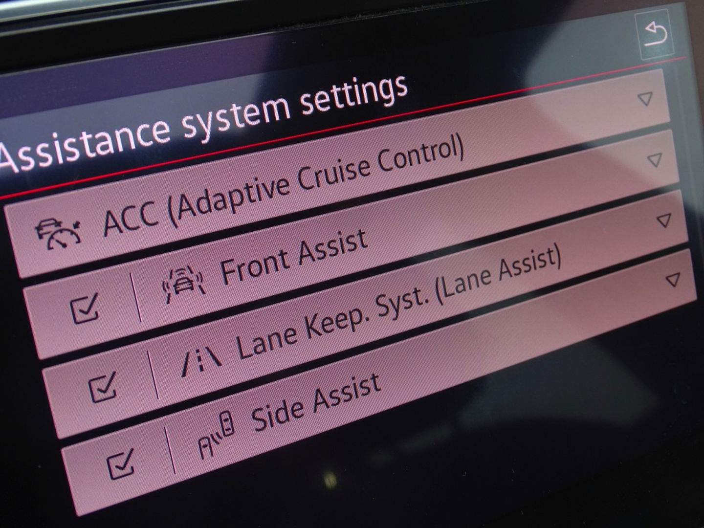 Volkswagen Tiguan Allspace 2.0 TSI 184PK 4-Motion / R-Line / 2022 / panorama / LED