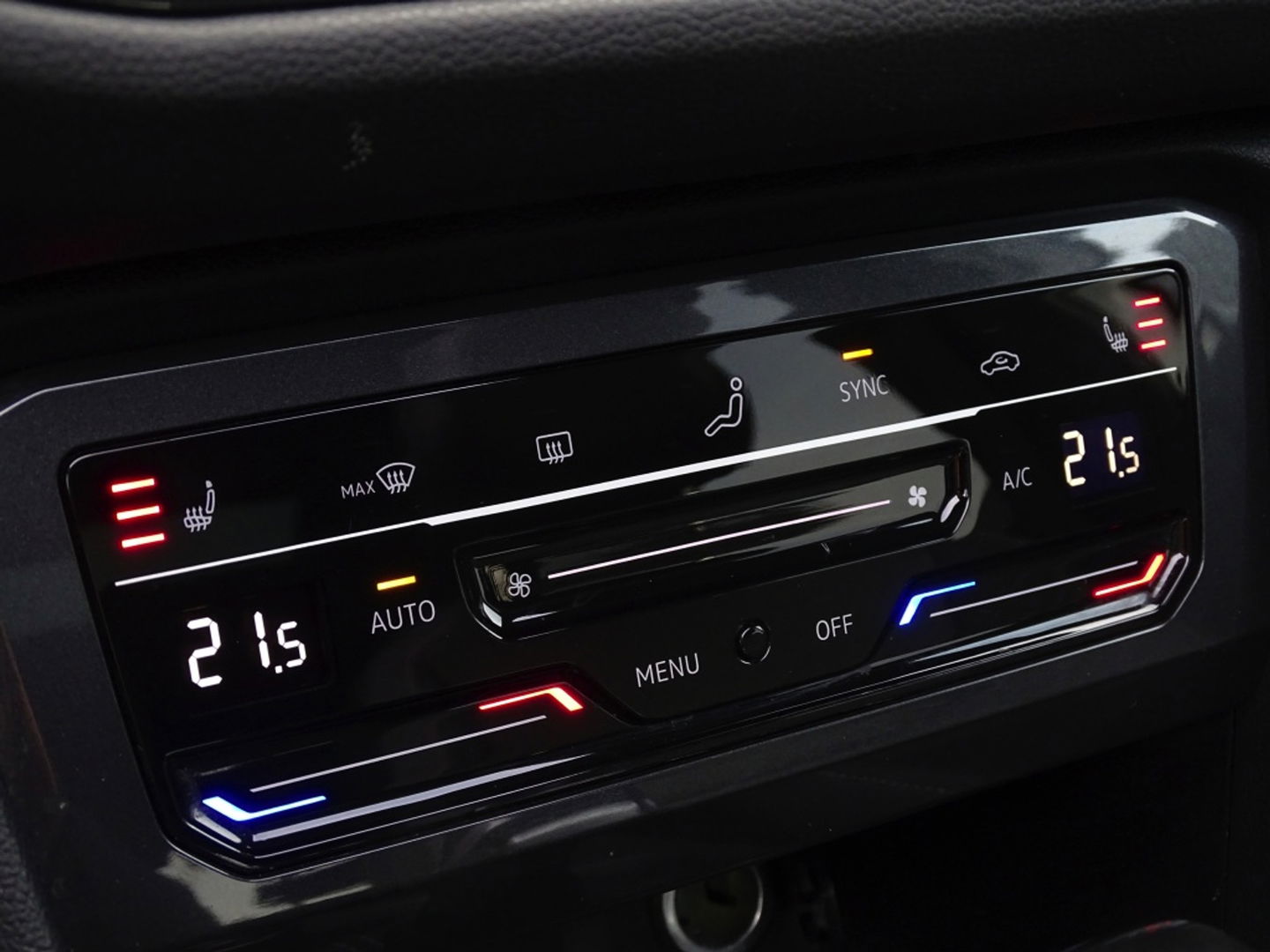 Volkswagen Tiguan Allspace 2.0 TSI 184PK 4-Motion / R-Line / 2022 / panorama / LED