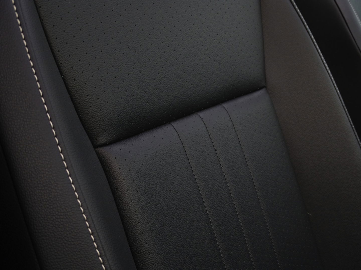 Volkswagen Tiguan Allspace 2.0 TSI 184PK 4-Motion / R-Line / 2022 / panorama / LED