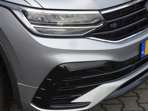 Volkswagen Tiguan Allspace 2.0 TSI 184PK 4-Motion / R-Line / 2022 / panorama / LED