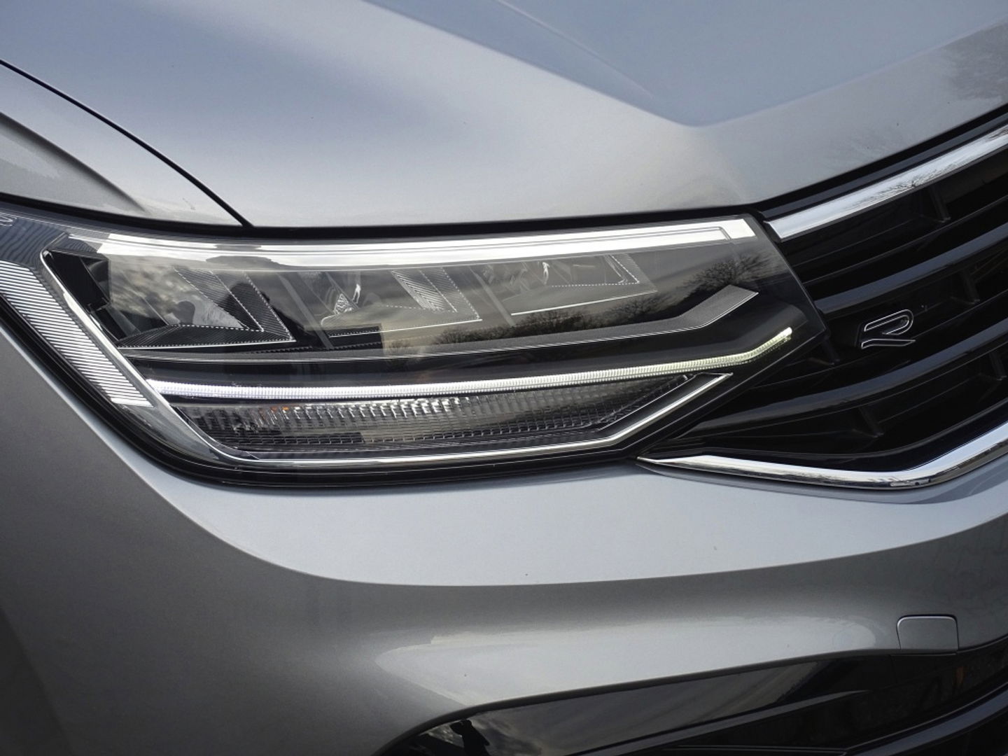 Volkswagen Tiguan Allspace 2.0 TSI 184PK 4-Motion / R-Line / 2022 / panorama / LED