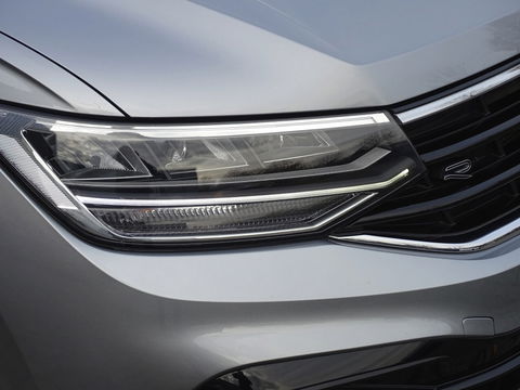 Volkswagen Tiguan Allspace 2.0 TSI 184PK 4-Motion / R-Line / 2022 / panorama / LED
