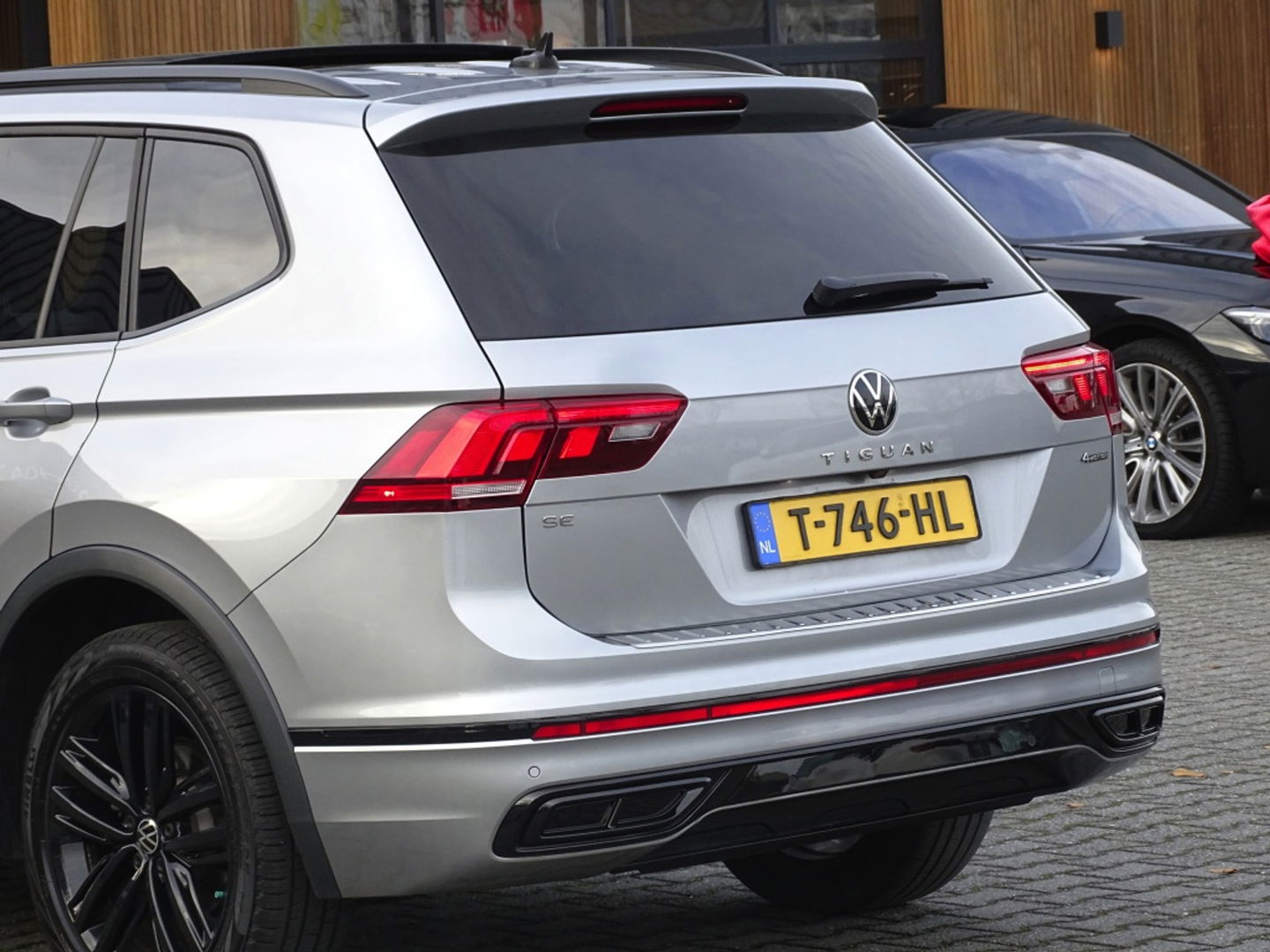 Volkswagen Tiguan Allspace 2.0 TSI 184PK 4-Motion / R-Line / 2022 / panorama / LED