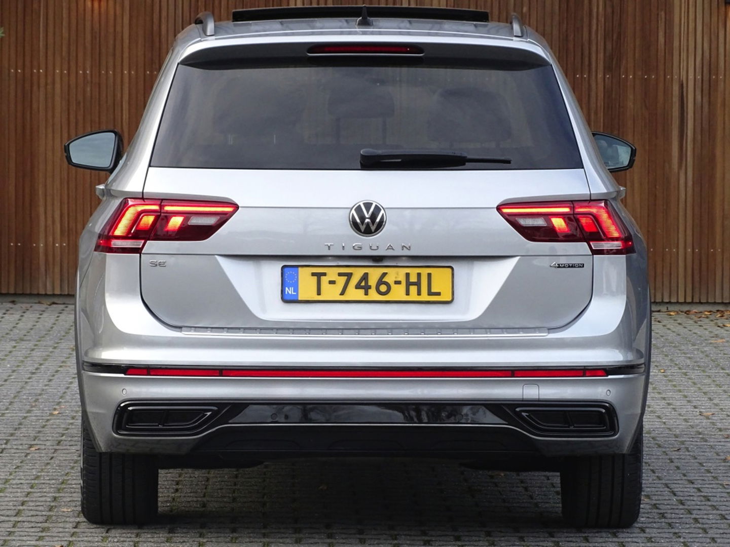 Volkswagen Tiguan Allspace 2.0 TSI 184PK 4-Motion / R-Line / 2022 / panorama / LED