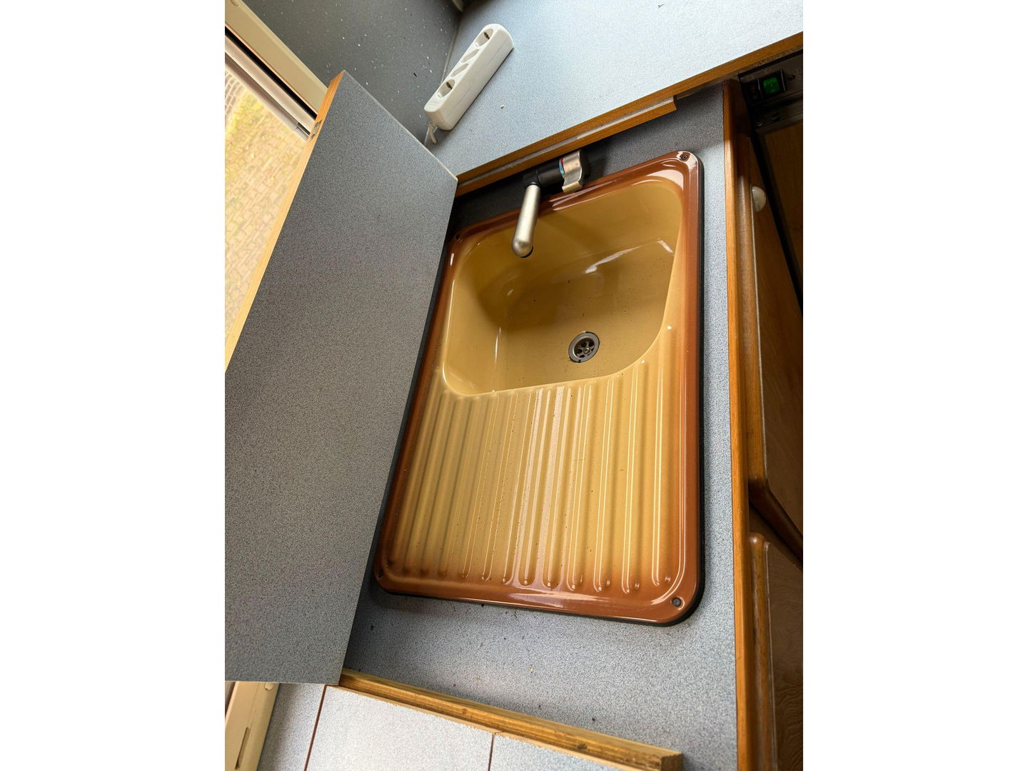 Volkswagen 70 x0d Transporter Camper Alkoof