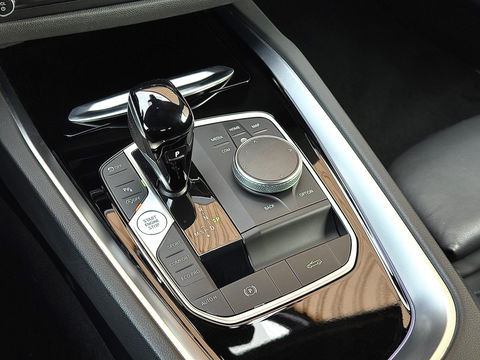 BMW Z4 Roadster sDrive20i Business Edition Plus | M Pakket | Harman / Kardon | Leder | Apple Carplay | Android Auto | Camera | Lane Assist | DAB | Adaptieve Cruise Control | Stuurwielverwarming |