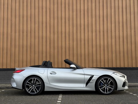 BMW Z4 Roadster sDrive20i Business Edition Plus | M Pakket | Harman / Kardon | Leder | Apple Carplay | Android Auto | Camera | Lane Assist | DAB | Adaptieve Cruise Control | Stuurwielverwarming |