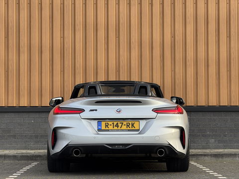 BMW Z4 Roadster sDrive20i Business Edition Plus | M Pakket | Harman / Kardon | Leder | Apple Carplay | Android Auto | Camera | Lane Assist | DAB | Adaptieve Cruise Control | Stuurwielverwarming |