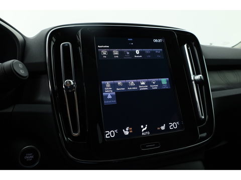 Volvo XC40 1.5 T5 Plug-in hybrid Plus Dark | Facelift | Leer | ACC | H&K Audio | elek. stoelen | Blis |