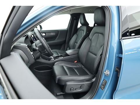 Volvo XC40 1.5 T5 Plug-in hybrid Plus Dark | Facelift | Leer | ACC | H&K Audio | elek. stoelen | Blis |