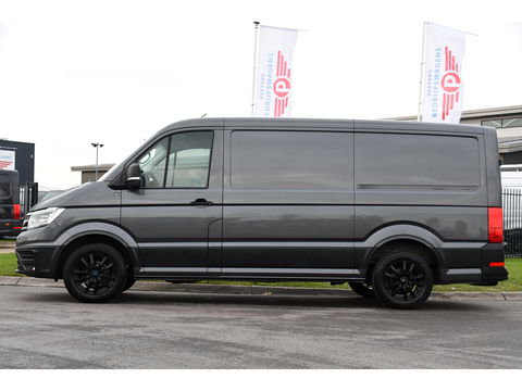 Volkswagen Crafter 35 2.0 TDI L3H2 PB Edition Adaptieve Cruise, Camera, Sensoren, 177pk, Automaat, LED, Multimedia, Trekhaak, Uniek!