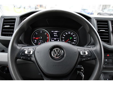 Volkswagen Crafter 35 2.0 TDI L3H2 PB Edition Adaptieve Cruise, Camera, Sensoren, 177pk, Automaat, LED, Multimedia, Trekhaak, Uniek!