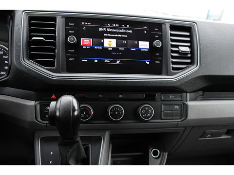 Volkswagen Crafter 35 2.0 TDI L3H2 PB Edition Adaptieve Cruise, Camera, Sensoren, 177pk, Automaat, LED, Multimedia, Trekhaak, Uniek!