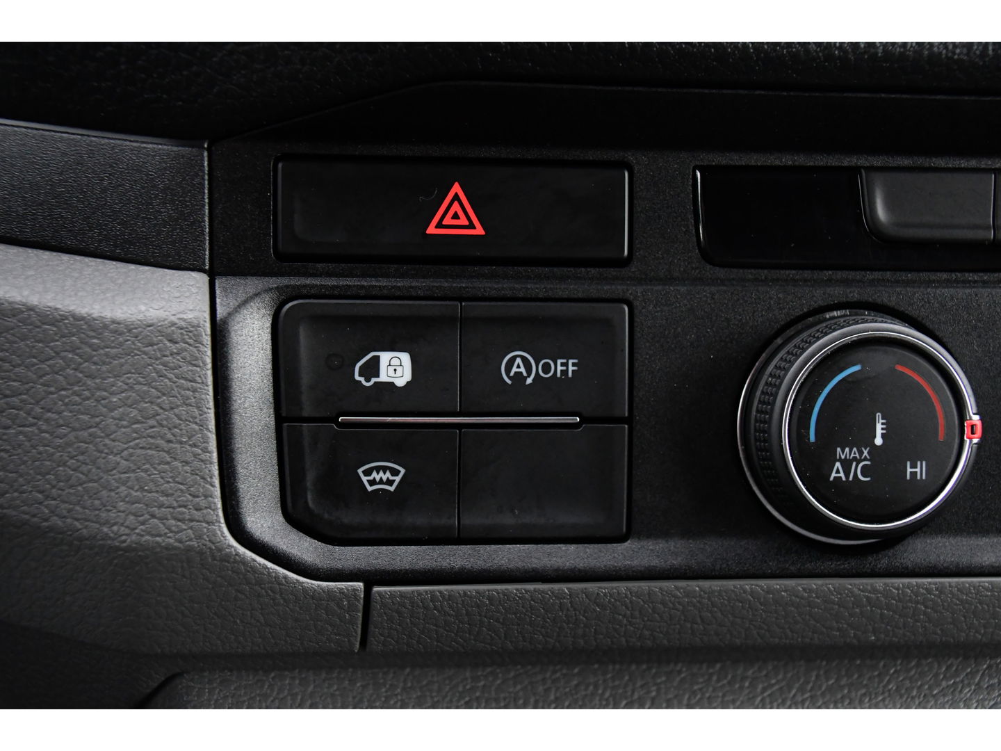 Volkswagen Crafter 35 2.0 TDI L3H2 PB Edition Adaptieve Cruise, Camera, Sensoren, 177pk, Automaat, LED, Multimedia, Trekhaak, Uniek!