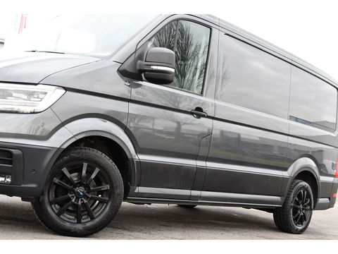 Volkswagen Crafter 35 2.0 TDI L3H2 PB Edition Adaptieve Cruise, Camera, Sensoren, 177pk, Automaat, LED, Multimedia, Trekhaak, Uniek!