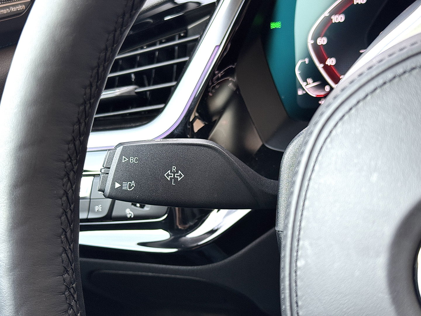 BMW Z4 Roadster sDrive20i Business Edition Plus | M Pakket | Harman / Kardon | Leder | Apple Carplay | Android Auto | Camera | Lane Assist | DAB | Adaptieve Cruise Control | Stuurwielverwarming |