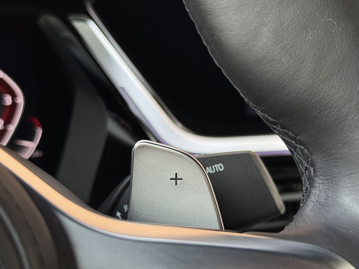 BMW Z4 Roadster sDrive20i Business Edition Plus | M Pakket | Harman / Kardon | Leder | Apple Carplay | Android Auto | Camera | Lane Assist | DAB | Adaptieve Cruise Control | Stuurwielverwarming |