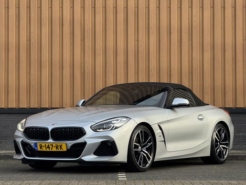BMW Z4 Roadster sDrive20i Business Edition Plus | M Pakket | Harman / Kardon | Leder | Apple Carplay | Android Auto | Camera | Lane Assist | DAB | Adaptieve Cruise Control | Stuurwielverwarming |